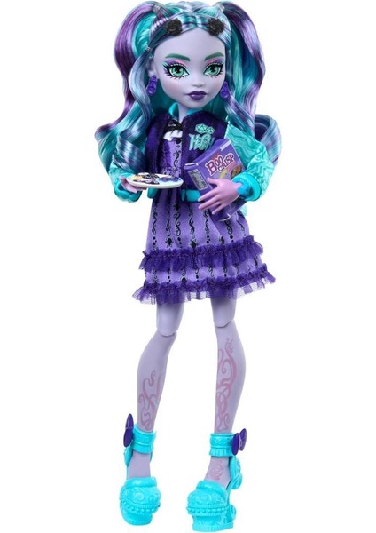 Fearbook Twyla HXW31