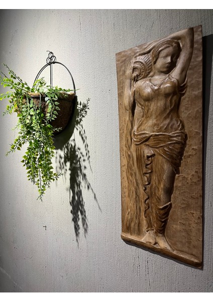 Store “roma’nın Sessiz Kızı Ahşap Oyma Tablo modelleri