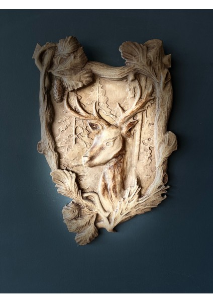 Store Ormanın Asil Bekçisi – Ahşap Oyma Geyik Duvar Tablosu | Rustik ve Doğa Temalı Dekor