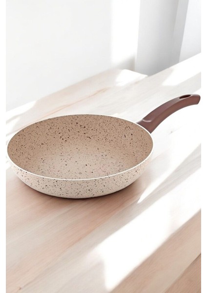 30 cm Granit Tava, Yanmaz ve Yapışmaz, Bej Renkli, Dayanıklı ve Şık Tasarım fiyatları