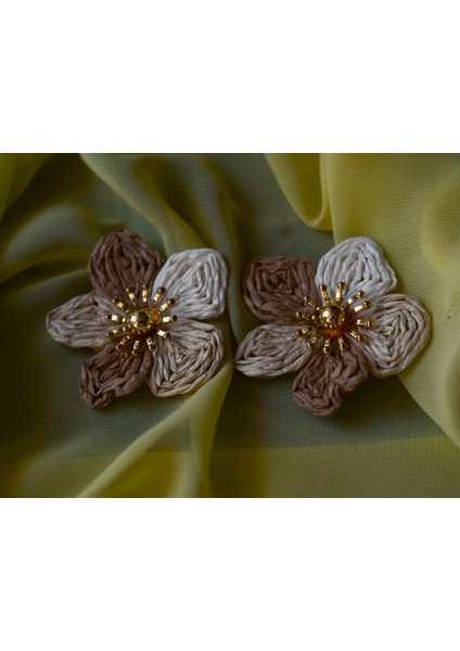 Saaden Pastel Renk Hasır Çiçek Küpe fiyatları