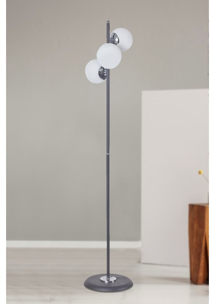 Şık Siyah Metal ve Beyaz Cam Lüx Yerden Aydınlatma Lambası