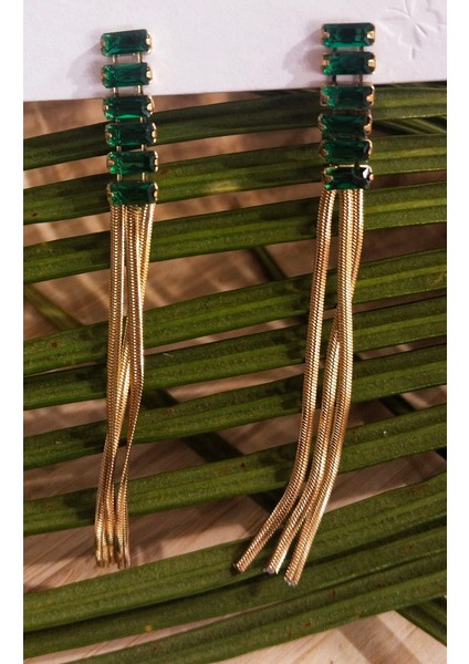 Lüks Yeşil Taş Figürlü Gösterişli Küpe