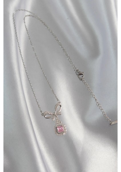 316L Çelik Gümüş Renk Fiyonk Detay Pembe Zirkon Taşlı Tektaş Kolye fiyatları