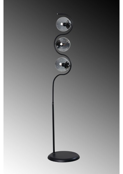 Modern Şık Yer Lambası, Metal Gövde ve Cam Detaylarıyla Zarif Aydınlatma. modelleri