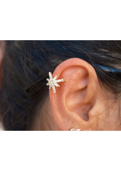 Saaden Kıkırdak Geçmeli Zirkon Taşlı Kutup Yıldızı Küpe