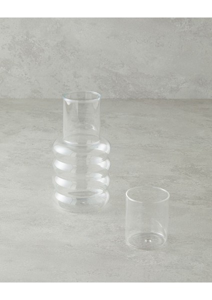 Şeffaf ve Bordo Renkli 1000 ml + 300 ml Cam Başucu Sürahi Seti fiyatları