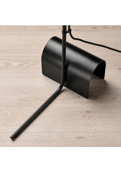 Siyah Yer ve Okuma Lambası, 153 cm Uzunluk, Şık ve Kullanışlı Tasarım indirimleri