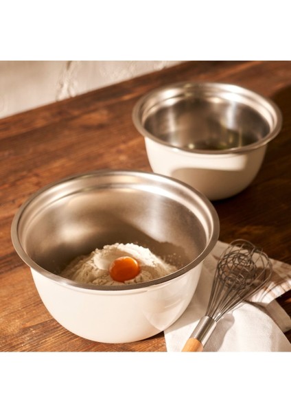 Beyaz Çelik Kase 3200 Cc, Dayanıklı ve Şık Mutfak Gereçleri indirimleri