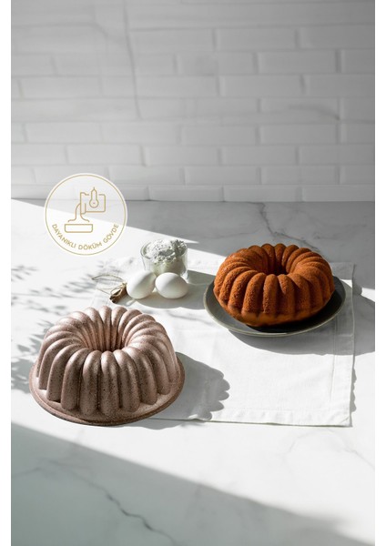 Pembe Rose Gold Döküm Kek Kalıbı 26 Cm, Şık ve Dayanıklı Tasarım