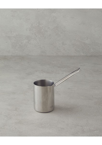 Şık ve Dayanıklı 750 ml Çelik Cezve, Zarif Tasarımıyla Mutfakların Vazgeçilmezi fiyatları