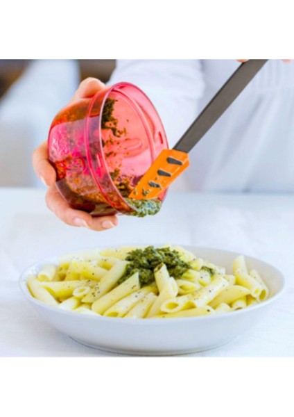 Ince ve Şık Bej Spatula, Mutfağınızın Vazgeçilmezi