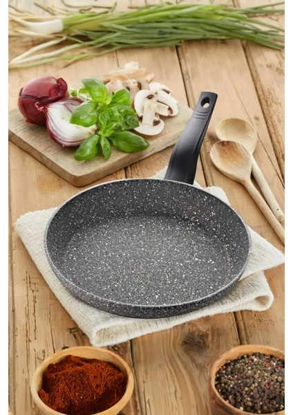 28 cm Granit Tava - Dayanıklı ve Şık Mutfak Gereci