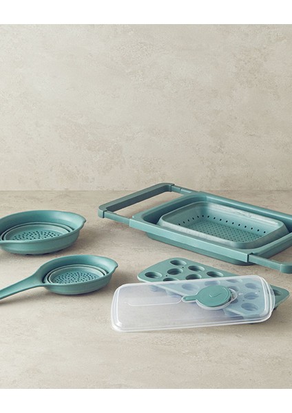 Yeşil ve Bordo Renkli Çok Amaçlı Plastik Mutfak Gereçleri Seti fiyatları