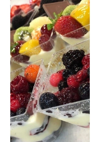 Şeffaf Kristal Plastik Akrilik Prizma Kase 200CC 24'lü Set modelleri