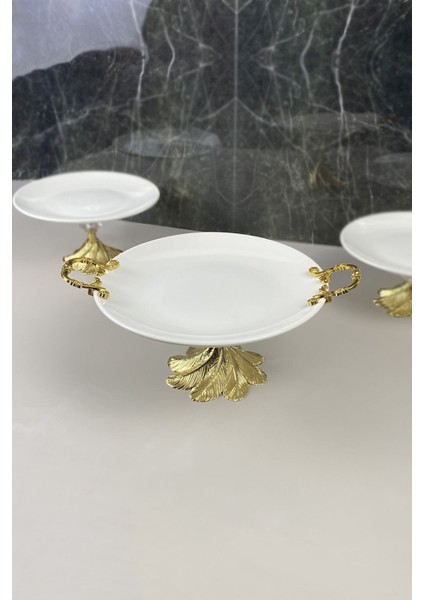 Altın Detaylı Ayaklı Porselen Servis Tepsisi, Şık Sunumlar Için Ideal.