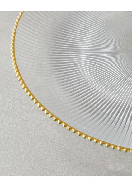 Şık Cam Servis Tabağı, Zarif Altın Detaylı, Şık ve Estetik Tasarım modelleri