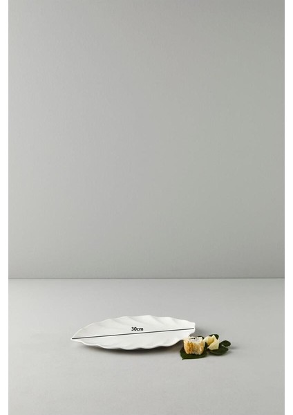 30CM Beyaz Yaprak Sunum Tabağı, Zarif ve Şık Dekoratif Servis Kabı fiyatları