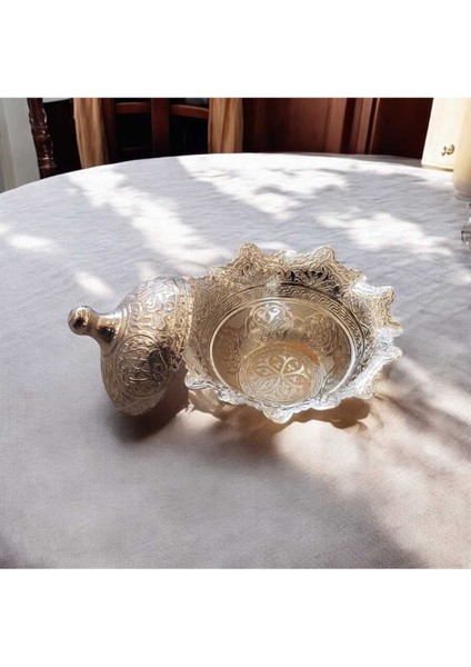El Işlemeli Bakır Şekerlik, Yuvarlak, Ayaksız, Gümüş Renk, Şık ve Zarif Tasarım fiyatları