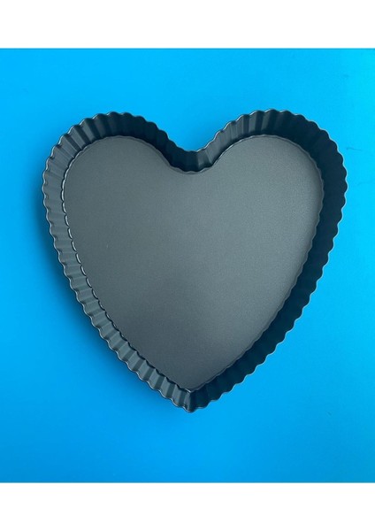 Beyaz Kalp Model Turta Kalıbı, Keyifli Tatlar Için Mükemmel Seçenek