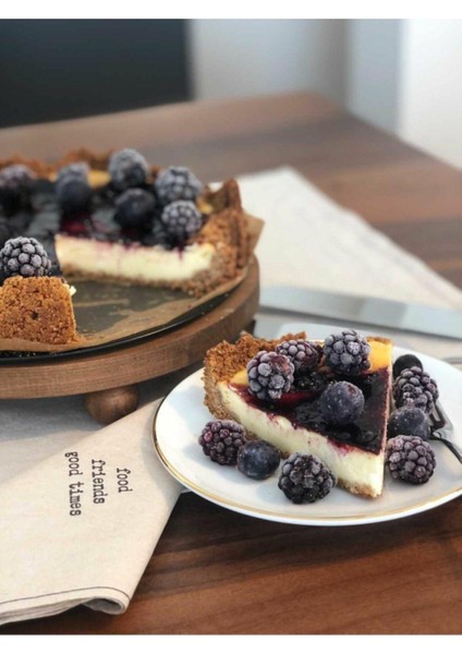 Ahşap Ayaklı Sunumluk, Şık ve Doğal Ceviz Rengi, Zarif Tasarım