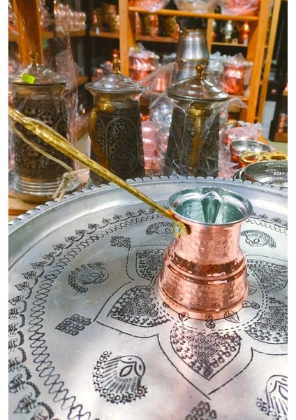 Parlak Bakır ve Pirinç Saplı, 2-4 Kişilik Şık Cezve fırsatları