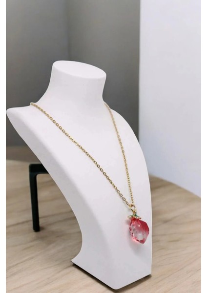 Çelik Kolye Çilek Figürlü – Kadın Takı fiyatları