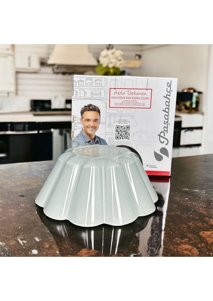 Yapışmaz Seramik Dilimli Kek Kalıbı, Şık ve Kullanışlı Mutfak Gereci