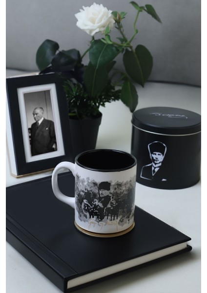 Istiklal Marşı Temalı Renkli Teneke Kupa 10 Cm, Atatürk Tasarımı