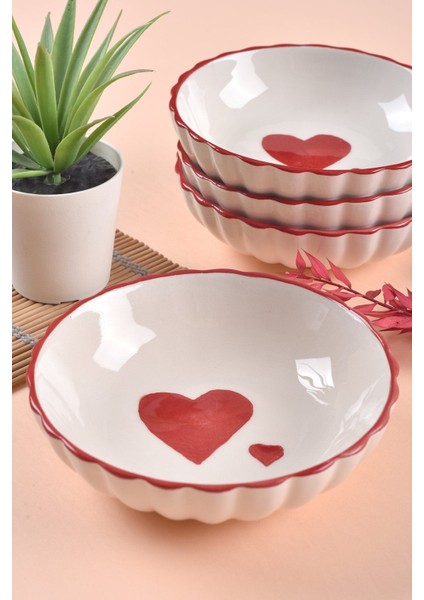 4'lü Kalp Desenli Çerezlik ve Kahvaltılık Kase Seti, 13,5cm, Kırmızı