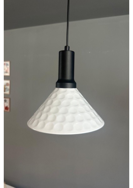 Modern Siyah Sarkıt Avize, Ofis ve Salon Dekoru Için Şık Aydınlatma Seçeneği fiyatları