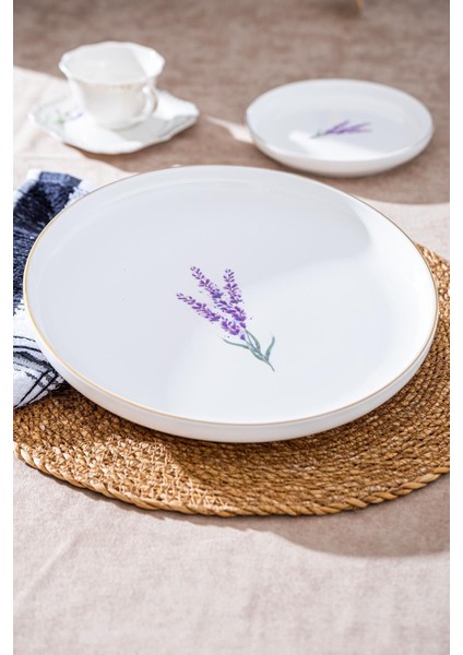 Beyaz 26 cm Porselen Yuvarlak Tabak, Şık ve Dayanıklı Ev Kullanımı Için Ideal.