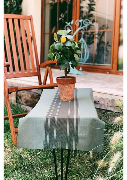 Haki Yeşili Runner Masa Örtüsü 40X200, Şık ve Kullanışlı Masa Dekorasyonu Için Ideal
