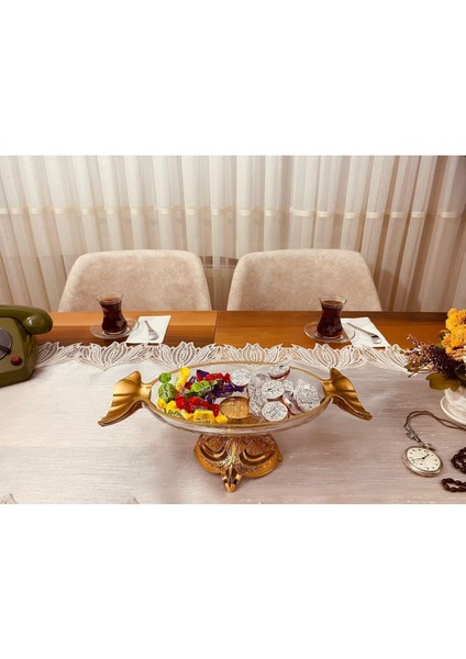 Balık Model Ayaklı Cam Çerezlik, Şık ve Kullanışlı Ev Dekoru Ürünüdür.