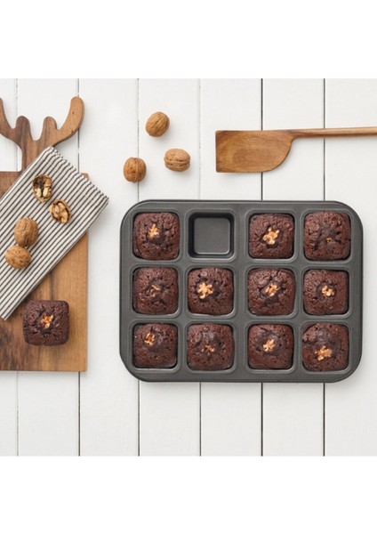 Kare Brownie 12'li Kek Kalıbı, Şık ve Dayanıklı Mutfak Gereci