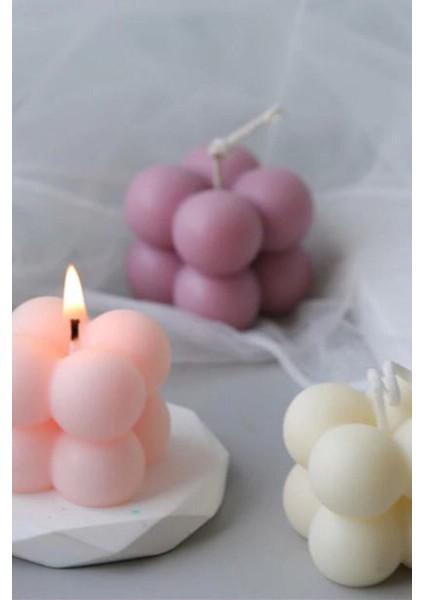 Pembe Mini Baloncuk Mum Kalıbı, El Yapımı Dekoratif ve Şık Tasarım.