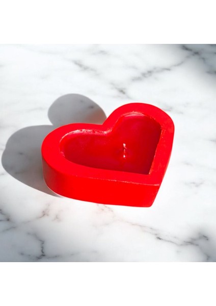 Kalpli Beton Kokulu Mum, Aşk Dolu Anlar Için Sıcak ve Romantik Ortağı