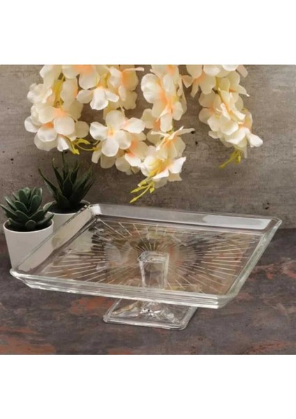 Beyaz Ayaklı Sunum Tabakları, Şık ve Kullanışlı Ev ve Davet Ürünleri