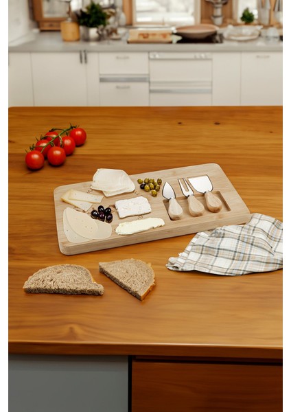 Kahverengi Peynir Sunum Tabağı, Şık ve Zarif Sunum Için Ideal