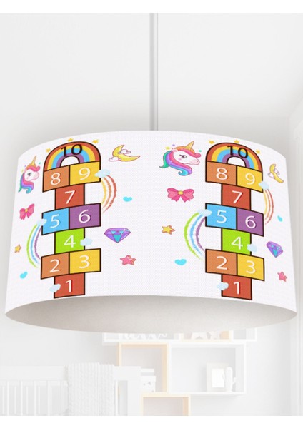 Beyaz Unicornlu Seksekli Avize EPA126, Şık ve Modern Tasarım ile Evinizi Güzelleştirir.