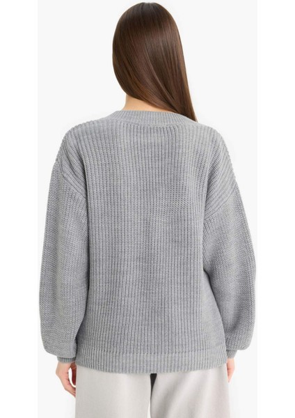 Oversize Geniş Kalıp V Yaka Triko Kazak Z7135AZ25WN indirimleri