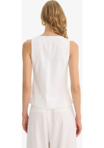 Slim Fit Dar Kesim Bisiklet Yaka Yelek E9946AX25AU