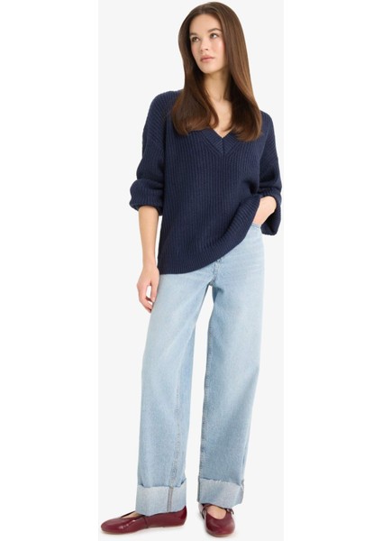 Oversize Geniş Kalıp V Yaka Triko Kazak fiyatları