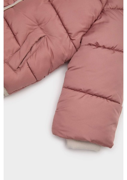 Kız Bebek Rüzgar Geçirmez Kapüşonlu Fermuarlı Şişme Mont C5312A525AU modelleri