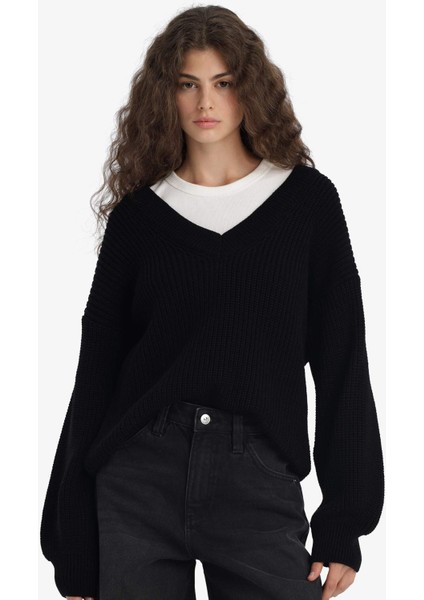 Oversize Geniş Kalıp V Yaka Triko Kazak Z7135AZ25WN fırsatları