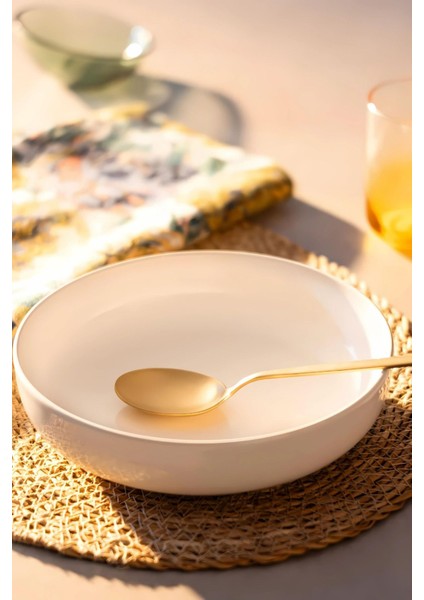 Bej Porselen Salata Kasesi, 20 Cm, Modern ve Şık Sunum Için Ideal