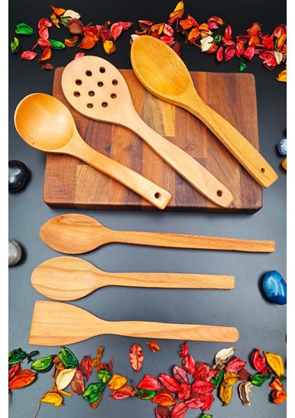 El Işçiliği 6'lı Ahşap Mutfak Seti, Kepçe, Kevgir, Kaşık, Spatula, Bej indirimleri