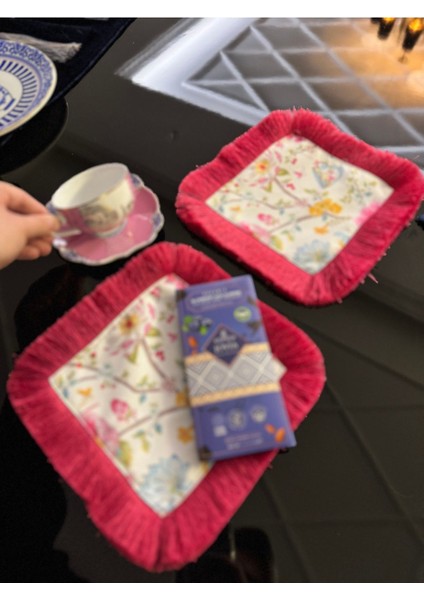 Çiçekli Desenli Pembe Sunum Peçetesi, Şıklık ve Zarafet Için Mükemmel Seçim indirimleri