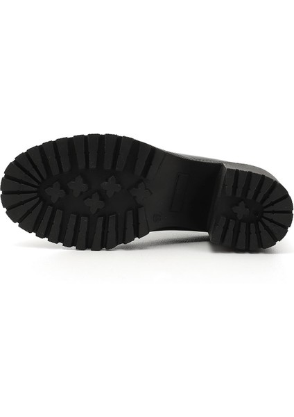 Gön Hakiki Deri Yuvarlak Burun Kalın Topuklu Bağcıklı Kadın Ayakkabı 24300 indirimleri