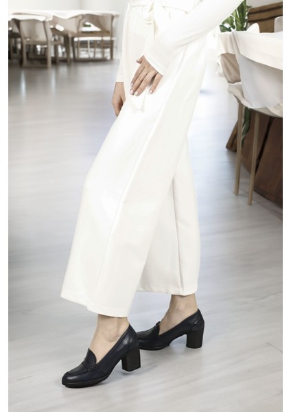 Kadın Antik Lacivert Orta Kalın Topuklu Hakiki Deri Ayakkabı fiyatları